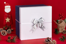 Load image into Gallery viewer, 40 PCS Pull Bow,Medium, 4 Inches,Sparkling Bow, Wedding Decorations, Christmas Gift Ribbons, 40 pcs,Sparkling (Silver Stripe)